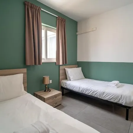 One Of A Kind 5br Penthouse - Fully Equipped With Ac By 360 Estates Apartment Tal Guardamangia