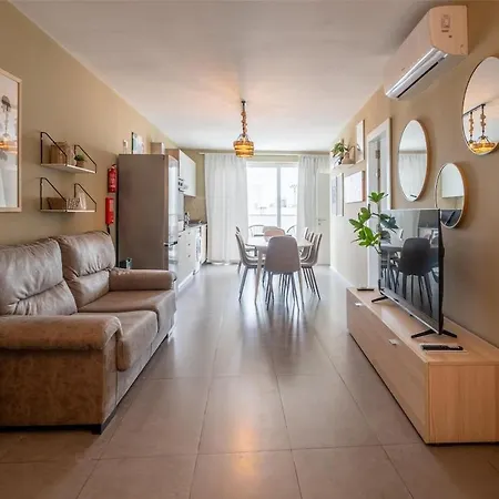 One Of A Kind 5br Penthouse - Fully Equipped With Ac By 360 Estates *