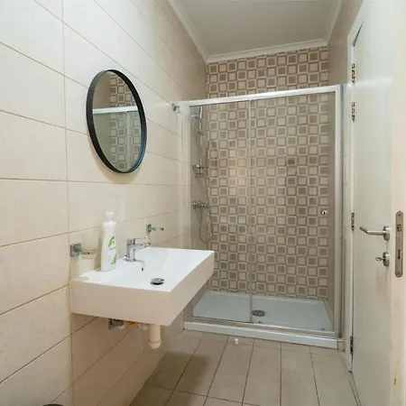 One Of A Kind 5br Penthouse - Fully Equipped With Ac By 360 Estates Apartment Gwardamanga