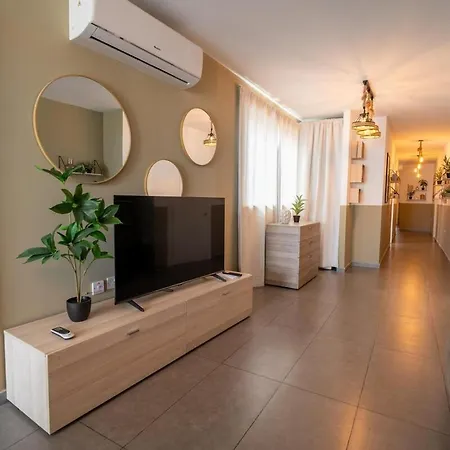 One Of A Kind 5br Penthouse - Fully Equipped With Ac By 360 Estates Apartment Gwardamanga